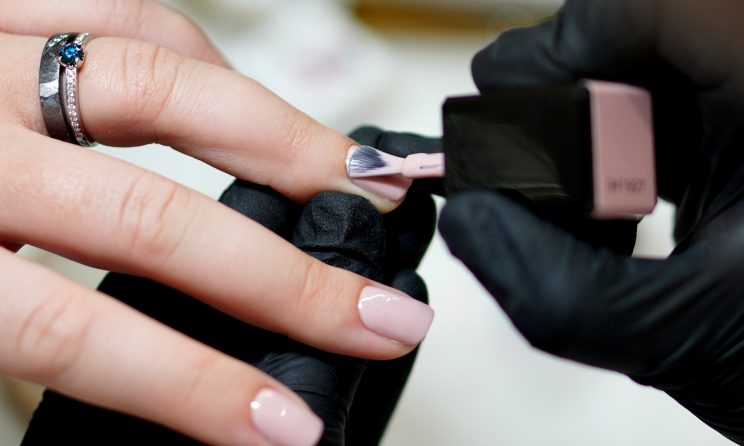 manichiură profesională